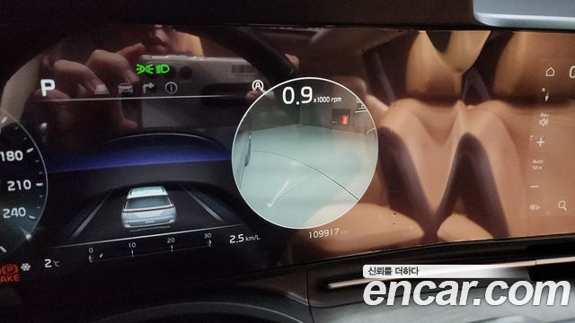 Kia Canival 2022 — photo 17