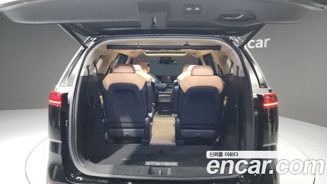 Kia Canival 2022 — photo 20