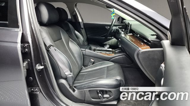 Kia K9 2019 — photo 11