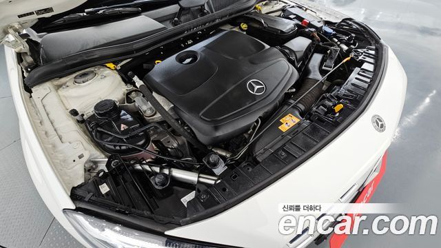 Mercedes-Benz GLA-Class 2019 — photo 6