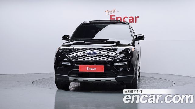 Ford Explorer 2023 — photo 3