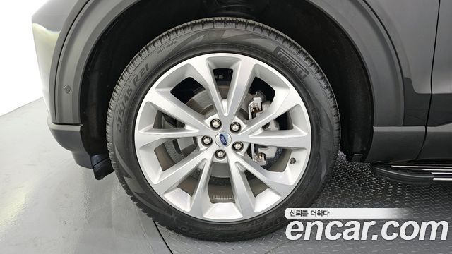 Ford Explorer 2023 — photo 5
