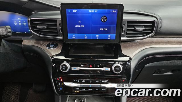 Ford Explorer 2023 — photo 15