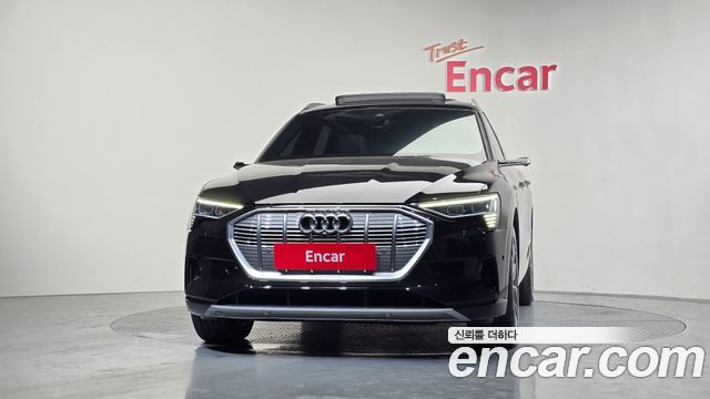 Audi e-tron 2022 — photo 3
