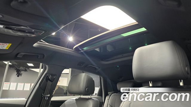 Audi e-tron 2022 — photo 19