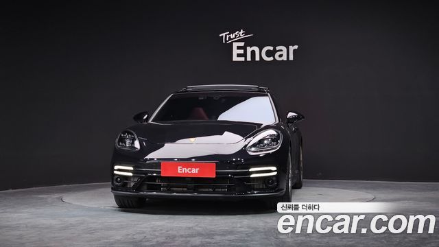 Porsche Panamera 2023 — photo 3