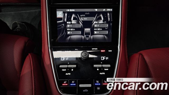 Porsche Panamera 2023 — photo 18
