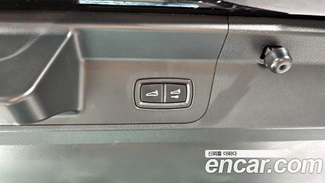 Porsche Panamera 2023 — photo 20
