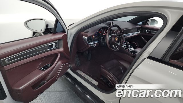 Porsche Panamera 2022 — photo 10
