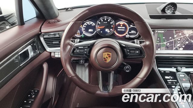 Porsche Panamera 2022 — photo 13