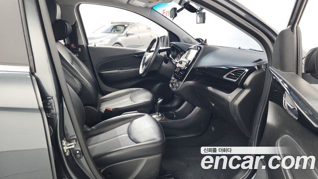 Chevrolet Korea Spark 2019 — photo 11