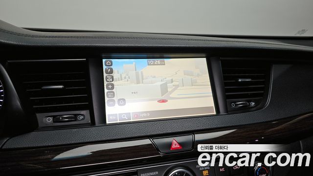 Kia K7 2018 — photo 14