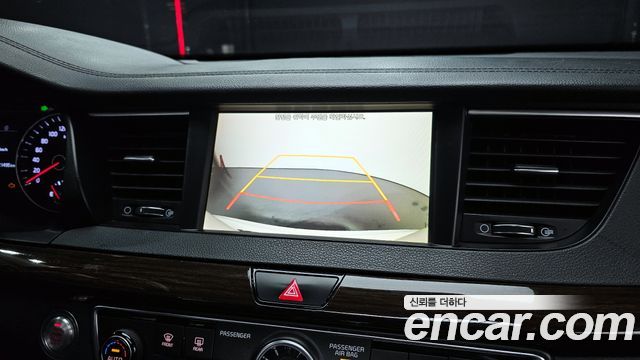Kia K7 2018 — photo 16