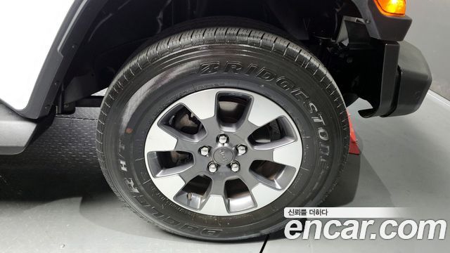 Jeep Wrangler 2021 — photo 5