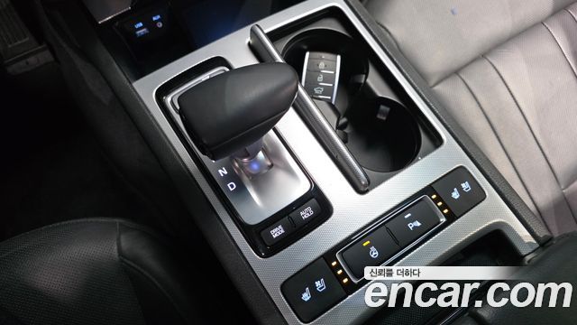 Genesis G80 2017 — photo 9