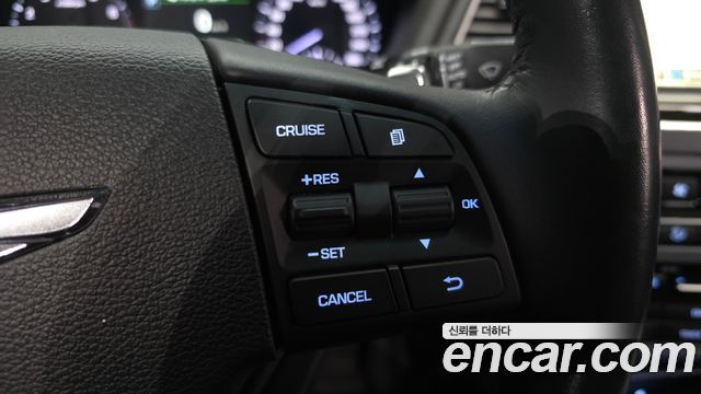 Genesis G80 2017 — photo 19