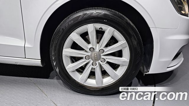 Audi A3 2015 — photo 5