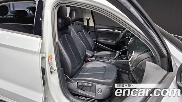 Audi A3 2015 — photo 12