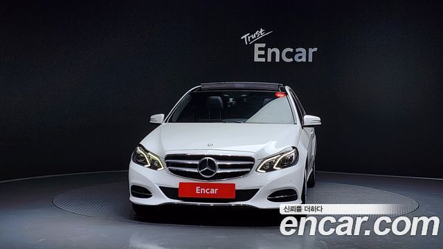 Mercedes-Benz E-Class 2014 — photo 3