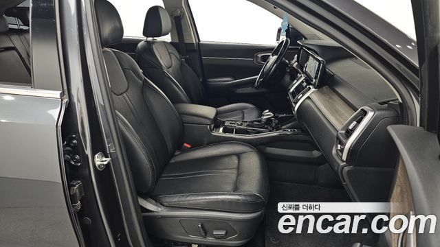 Kia Sorento 2022 — photo 11