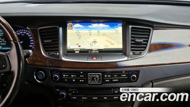 Hyundai Equus 2013 — photo 18