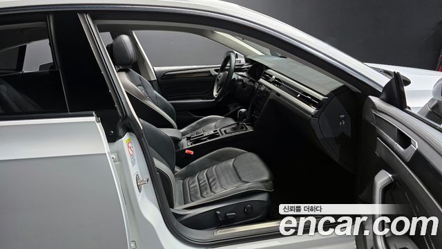Volkswagen Arteon 2022 — photo 10