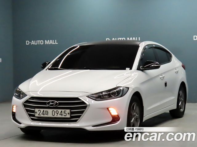 Hyundai AVANTE 2016 — photo 1