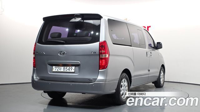 Hyundai Starex 2012 — photo 2
