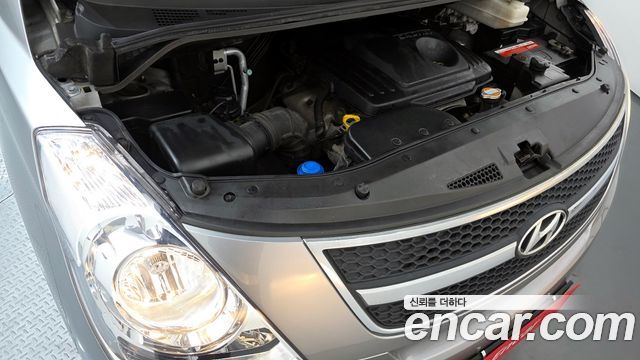 Hyundai Starex 2012 — photo 6