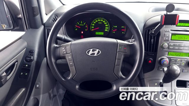 Hyundai Starex 2012 — photo 15