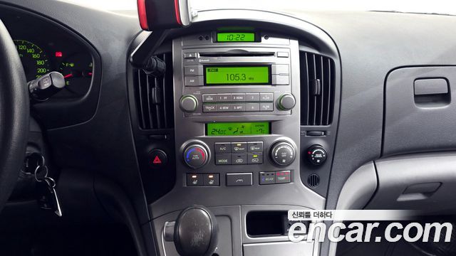 Hyundai Starex 2012 — photo 16
