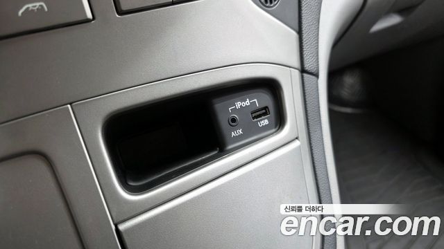 Hyundai Starex 2012 — photo 18
