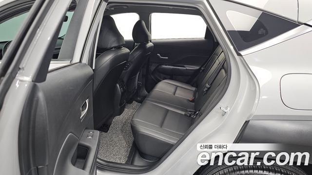 Hyundai Kona 2023 — photo 11
