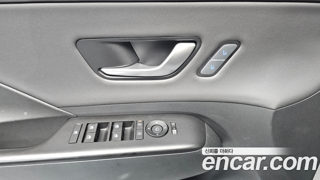 Hyundai Kona 2023 — photo 13