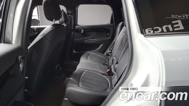 Mini Countryman 2022 — photo 12