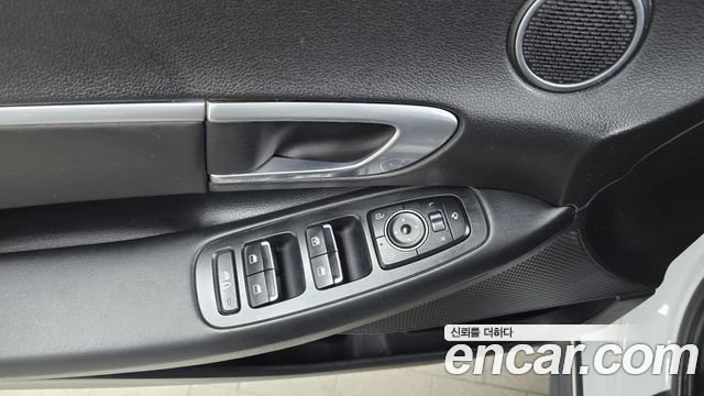Hyundai Sonata 2020 — photo 17
