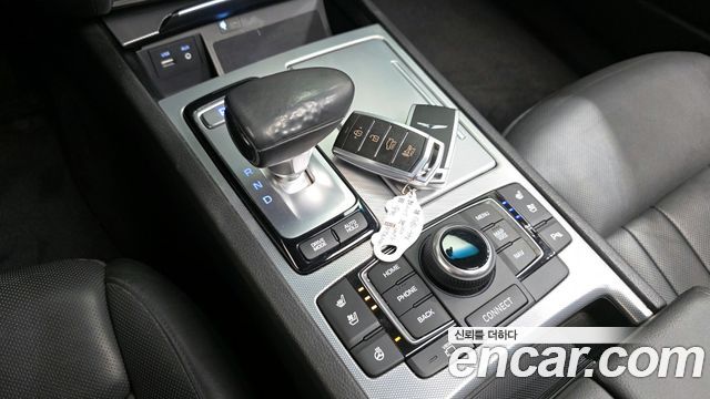Genesis G80 2018 — photo 9