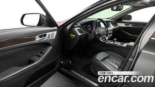 Genesis G80 2018 — photo 10