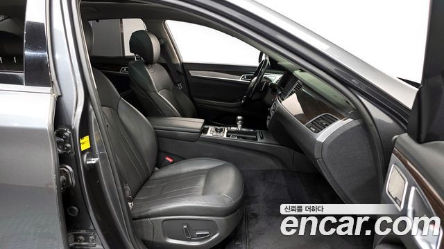 Genesis G80 2018 — photo 11