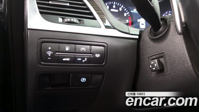 Genesis G80 2018 — photo 13