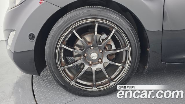 Hyundai AVANTE 2011 — photo 5