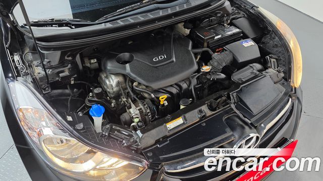 Hyundai AVANTE 2011 — photo 6