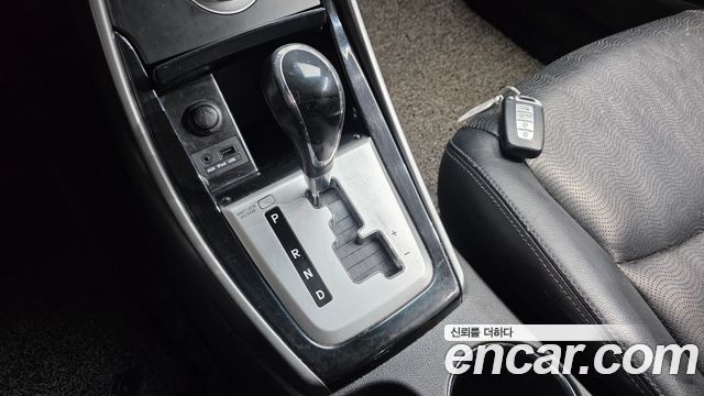 Hyundai AVANTE 2011 — photo 9