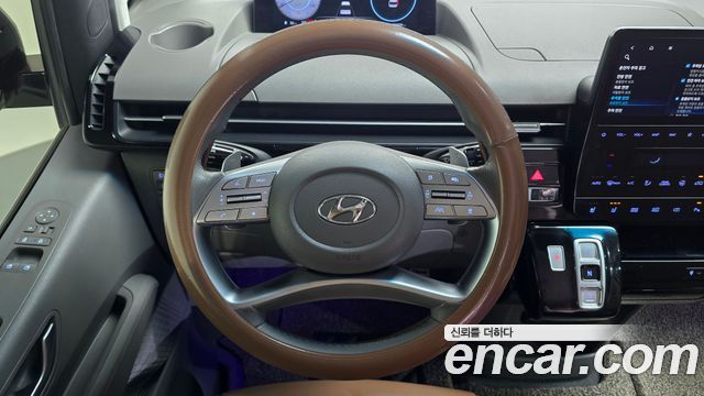 Hyundai Staria 2023 — photo 13