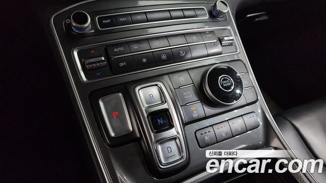 Hyundai Santafe 2021 — photo 9