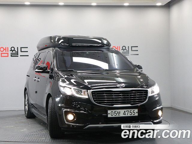 Kia Canival 2017 — photo 2