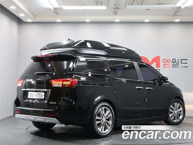 Kia Canival 2017 — photo 4
