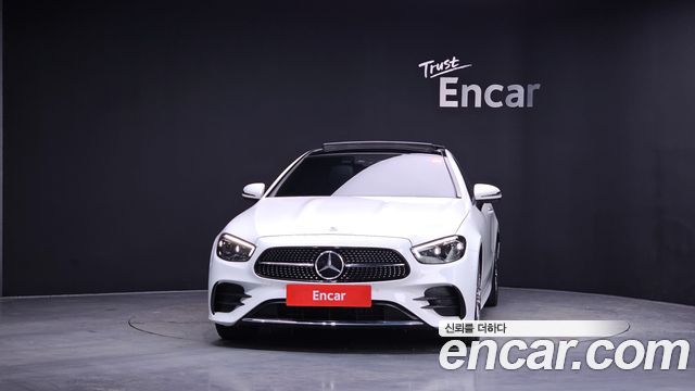 Mercedes-Benz E-Class 2022 — photo 3