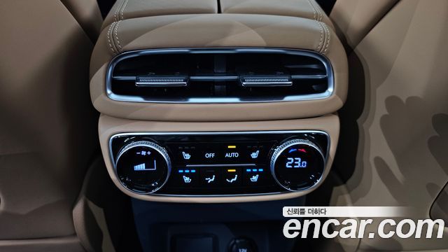 Genesis GV80 2022 — photo 19