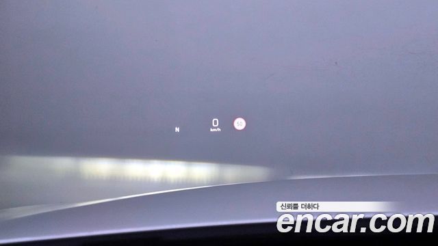 Mercedes-Benz E-Class 2018 — photo 17